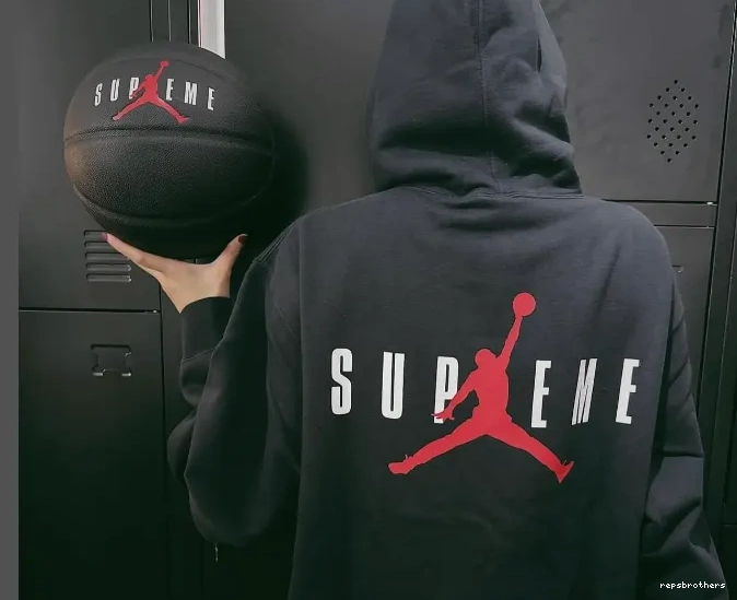 ¥329 SWEATSHIRT HOODED 24FW 0715